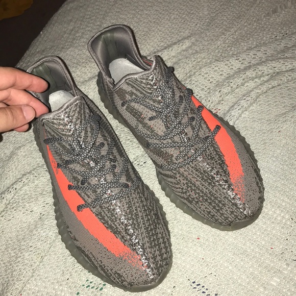 Adidas yeezy size 11 - Picture 2 of 5